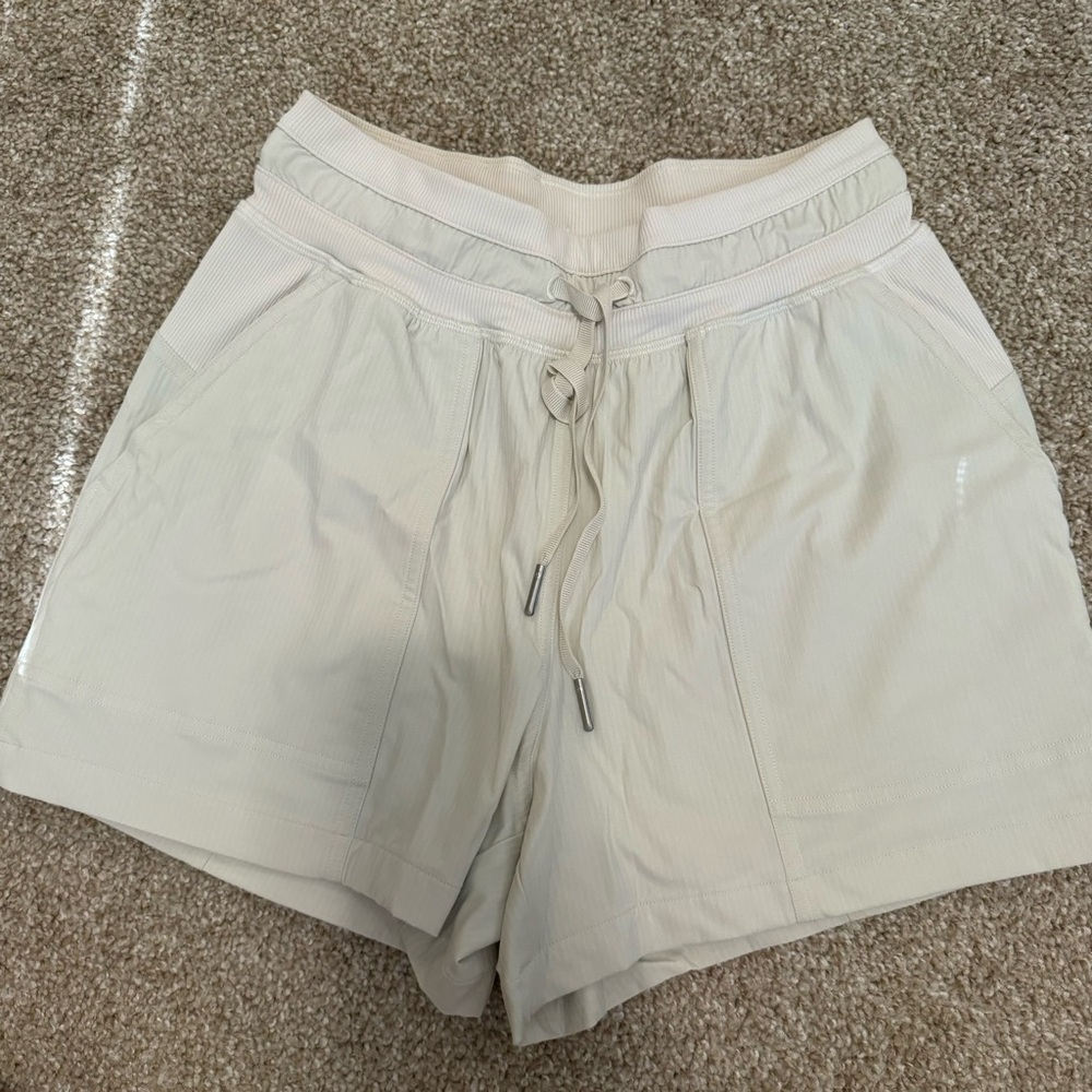 lululemon dance studio shorts